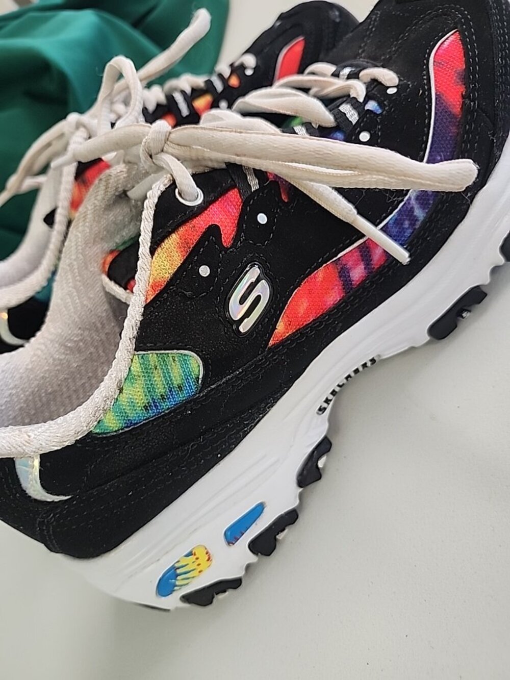 Skechers Women's D'Lites Centennial Sneaker 11617 Black/White/Pink Sz 7